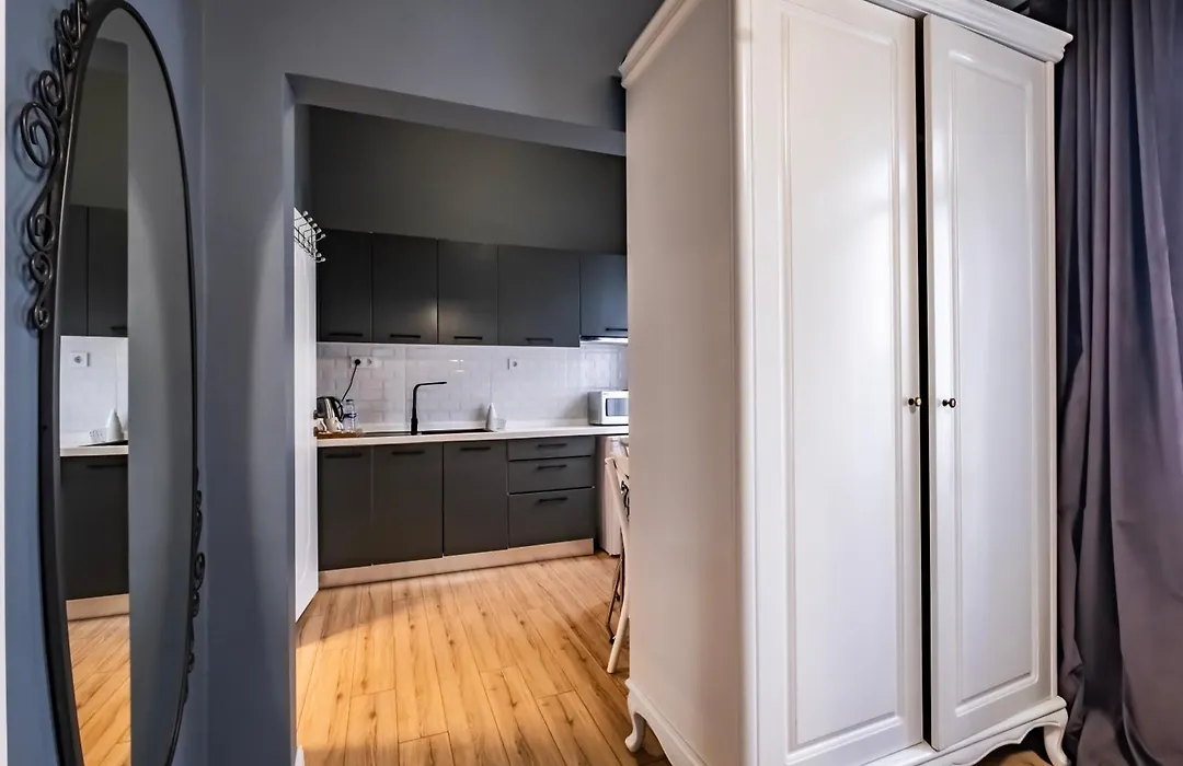 Selvese Suites, Serviced Living In Galata-1